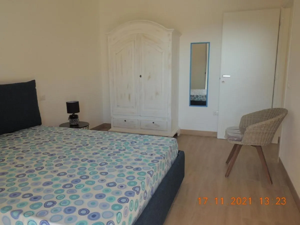 Elena Di Gallura - Reina - 1 Di 3 Appartamenti - Oristano Włochy